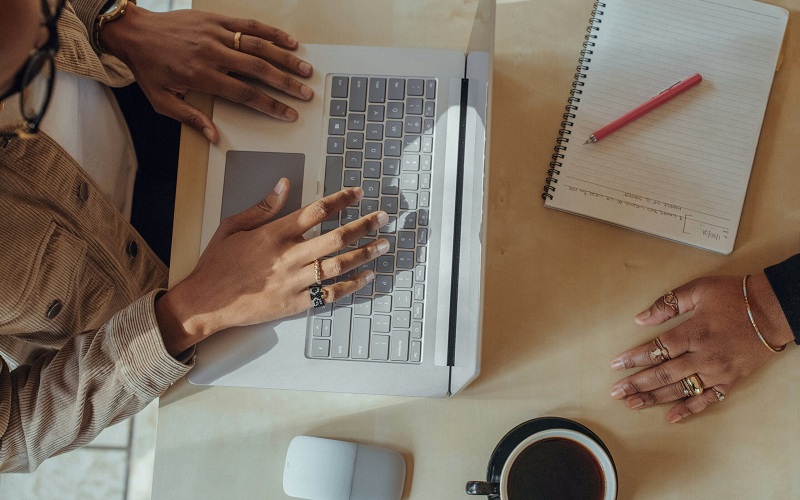 Le Contrat de courtage immobilier : tout ce que vous devez savoir